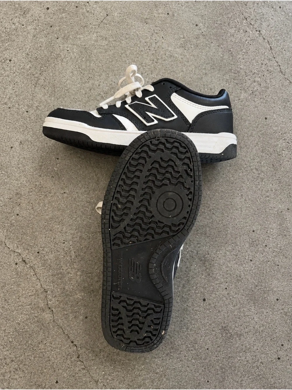 New Balance Kids Black & White Lace-Up Sneakers